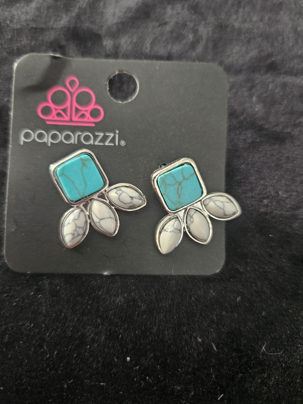 paparazzi Turquoise and White Marbled Petal Stud Earrings